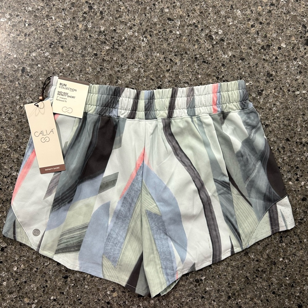Calia Gray and Black Athletic Shorts with Modern Pattern